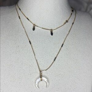 NWT Francesca’s Mother Of Pearl 🌙 Crescent. Goldplated Double Layered Necklace
